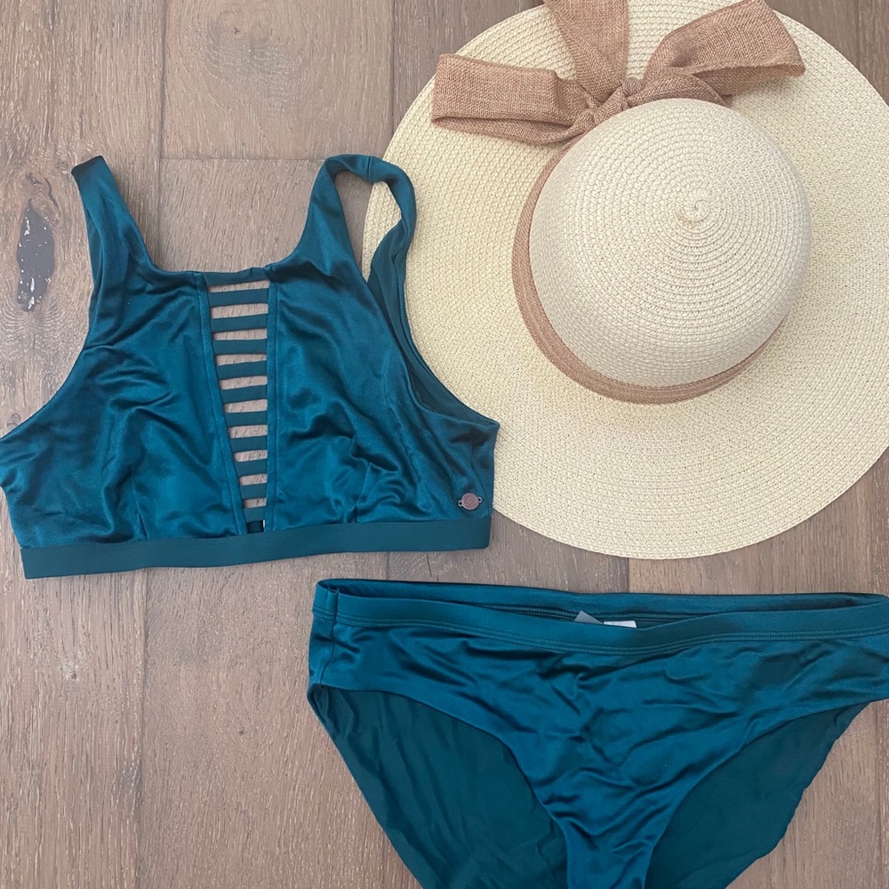 Nice swimsuit for a mom